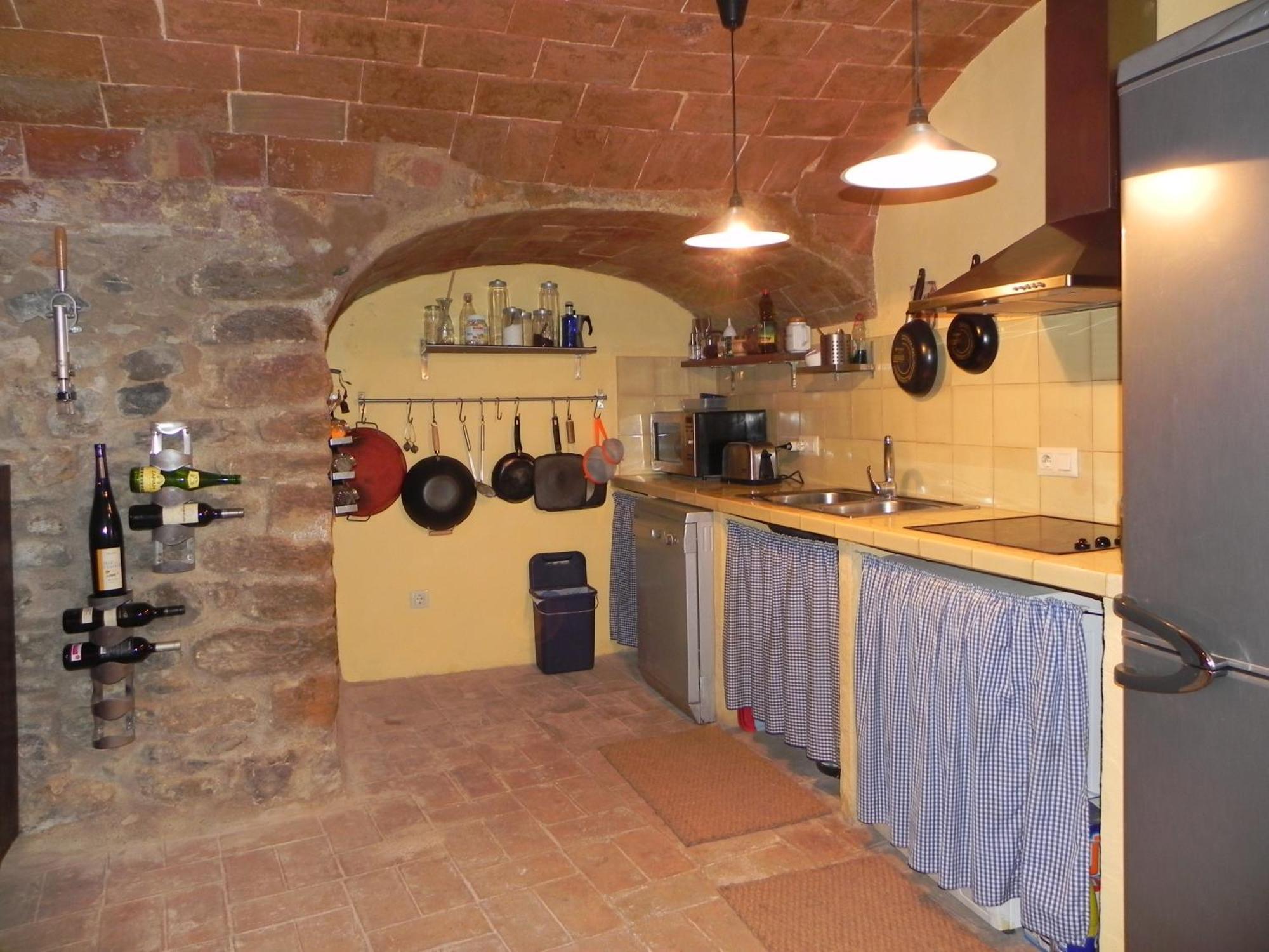 Baix Emporda. Increible Casa En Pueblo Medieval Cruilles Bagian luar foto
